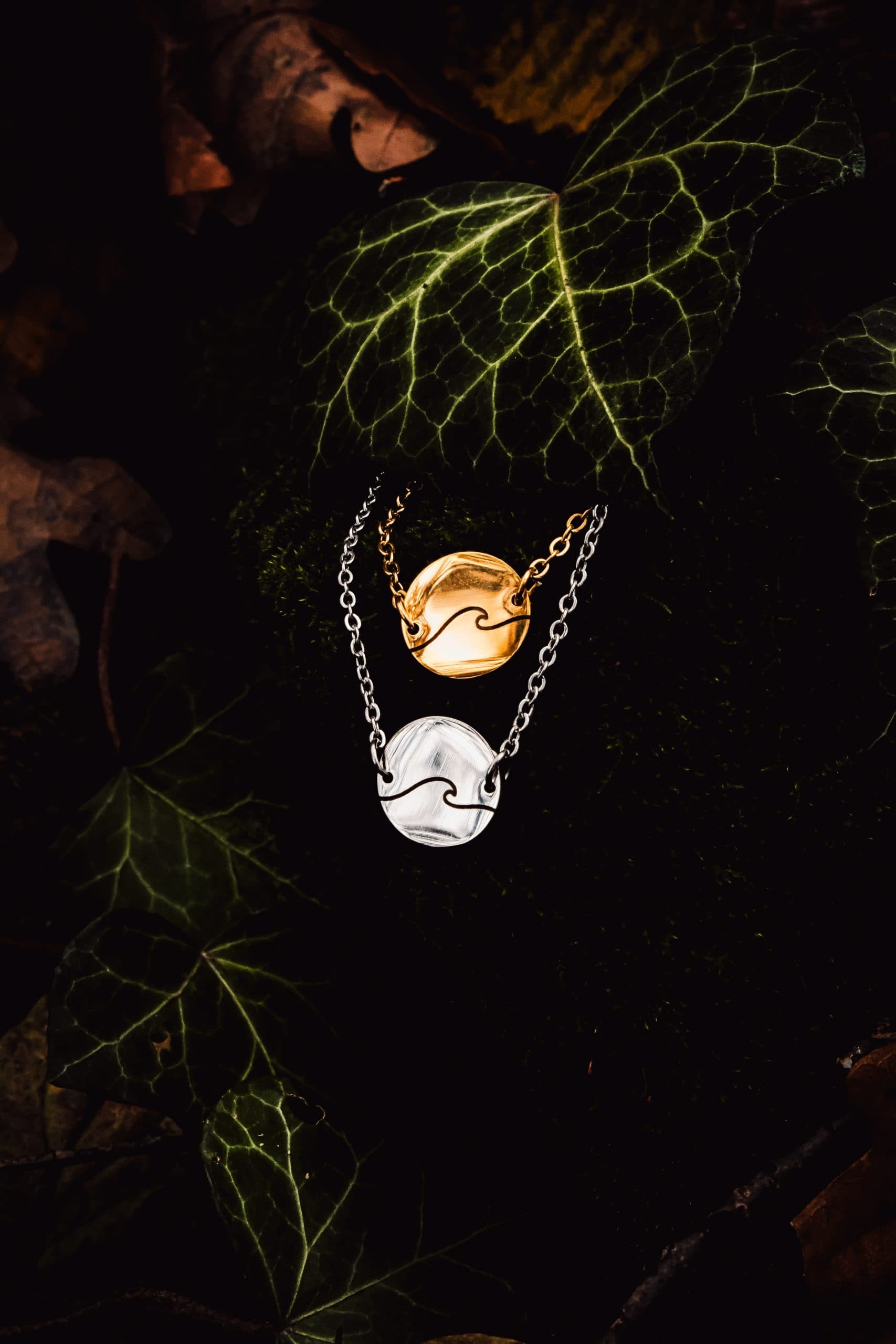 Minimalistický náramok Vlna